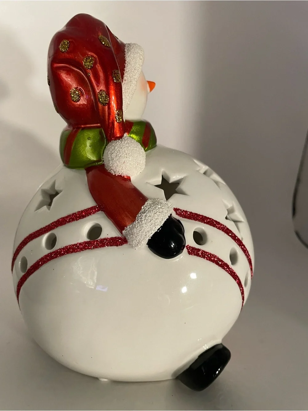 Christmas decoration lights up new tag boxed